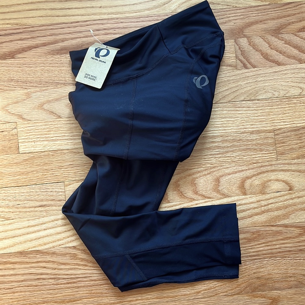 Pearl Izumi Women's crop bike leggings with padded bottom